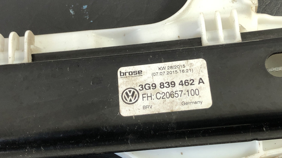 Macara geam dreapta spate Volkswagen Passat B8 2.0 TDI Trendline BlueMotion Manual sedan 2016 (3G9839462A)