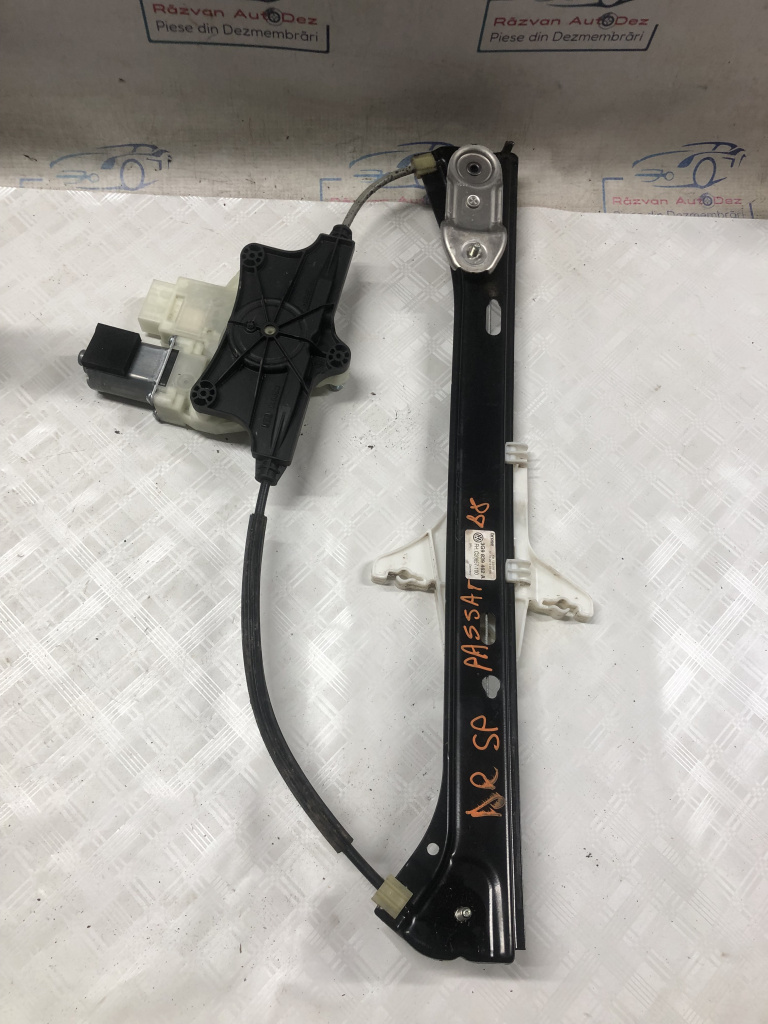 Macara geam dreapta spate Volkswagen Passat B8 - Motorina 2016, 5Q4959811E / 3G9839462A