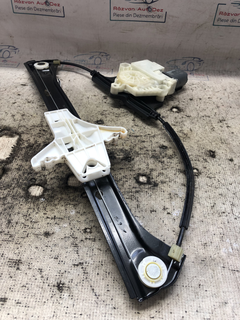 Macara geam dreapta spate Volkswagen Passat B8 2015, 3G5839462A