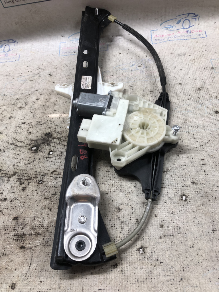 Macara geam dreapta spate Volkswagen Passat B8 - Motorina 2016, 3G9839462