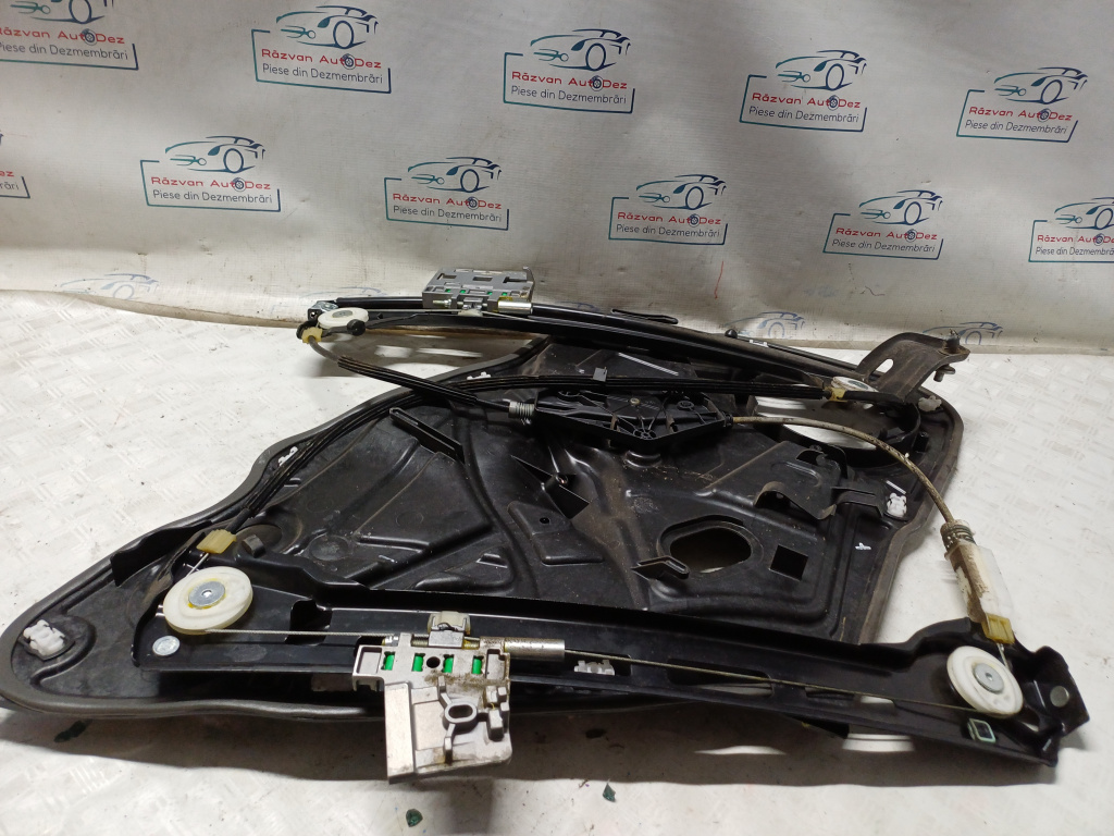 Macara geam dreapta spate Volkswagen Passat CC - Motorina 2013, 3C8959704C