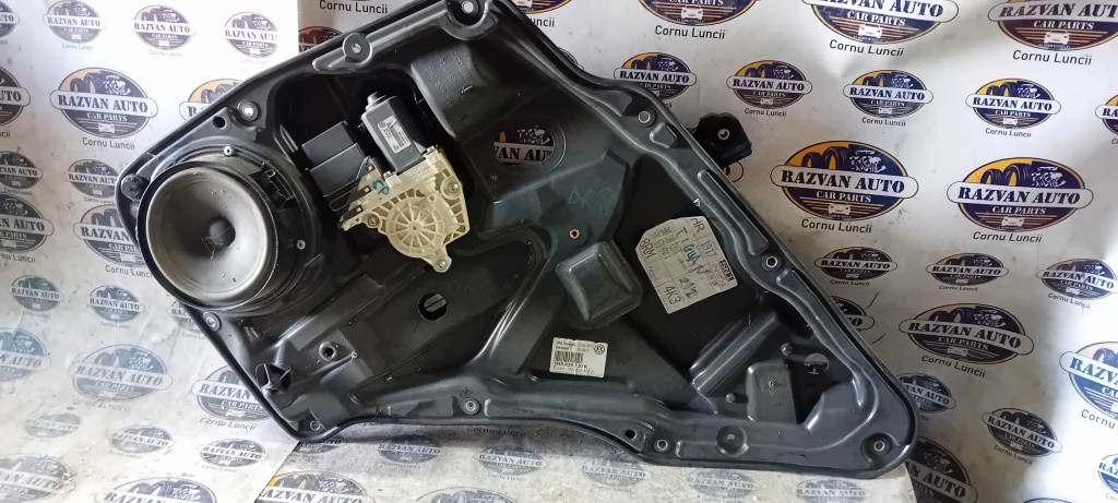 Macara geam dreapta spate Volkswagen Tiguan 2012