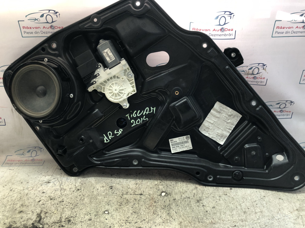 Macara geam dreapta spate Volkswagen Tiguan 2015, 5N0839730F