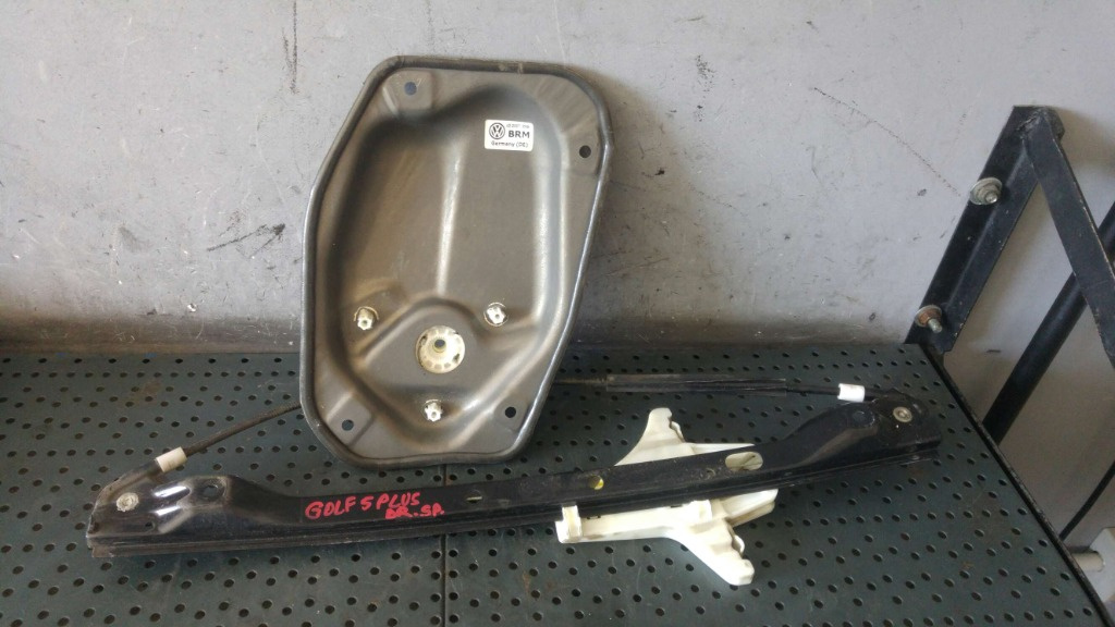 Macara geam dreapta spate vw golf 5 plus 5m1 521 1k4839462a 5m0839462 1k5839462