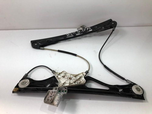 Macara geam electric dreapta fata a2117200246 Mercedes-Benz E-Class W211 [2002 - 2006]