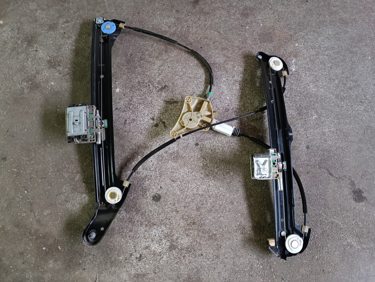 Macara geam electric dreapta fata Audi A7 4g8