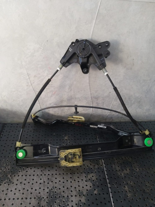 Macara geam electric dreapta fata ford focus 3 bm51a23200bc