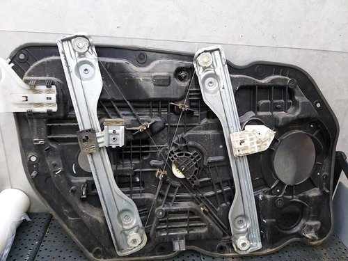 Macara geam electric dreapta fata kia ceed 2 jd 82480a2310