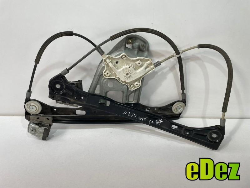 Macara geam electric dreapta fata Mercedes C-Class (2001-2007) [W203] a2037203846