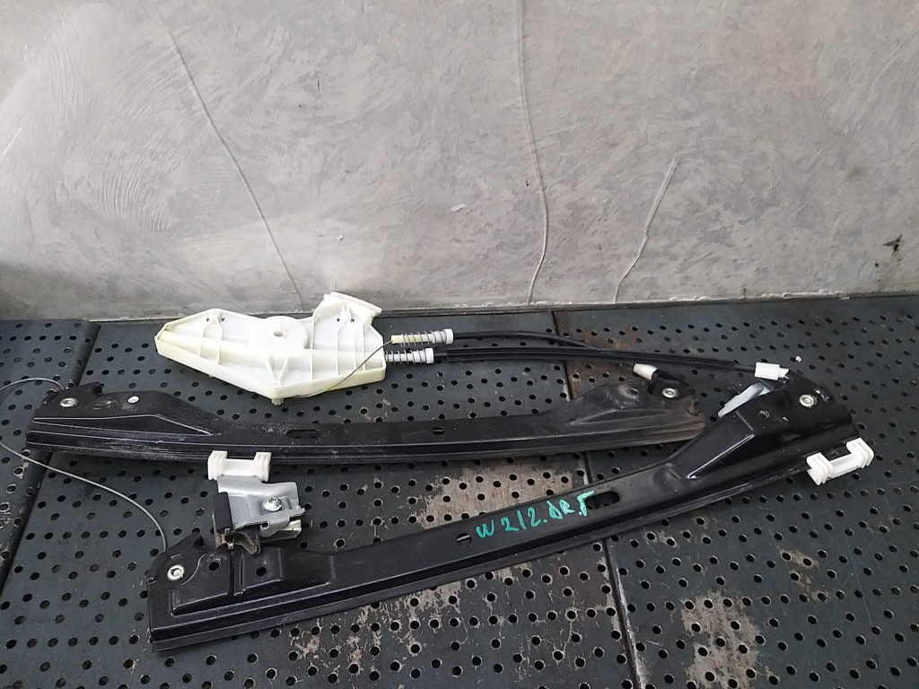 Macara geam electric dreapta fata mercedes e class w212 983897101