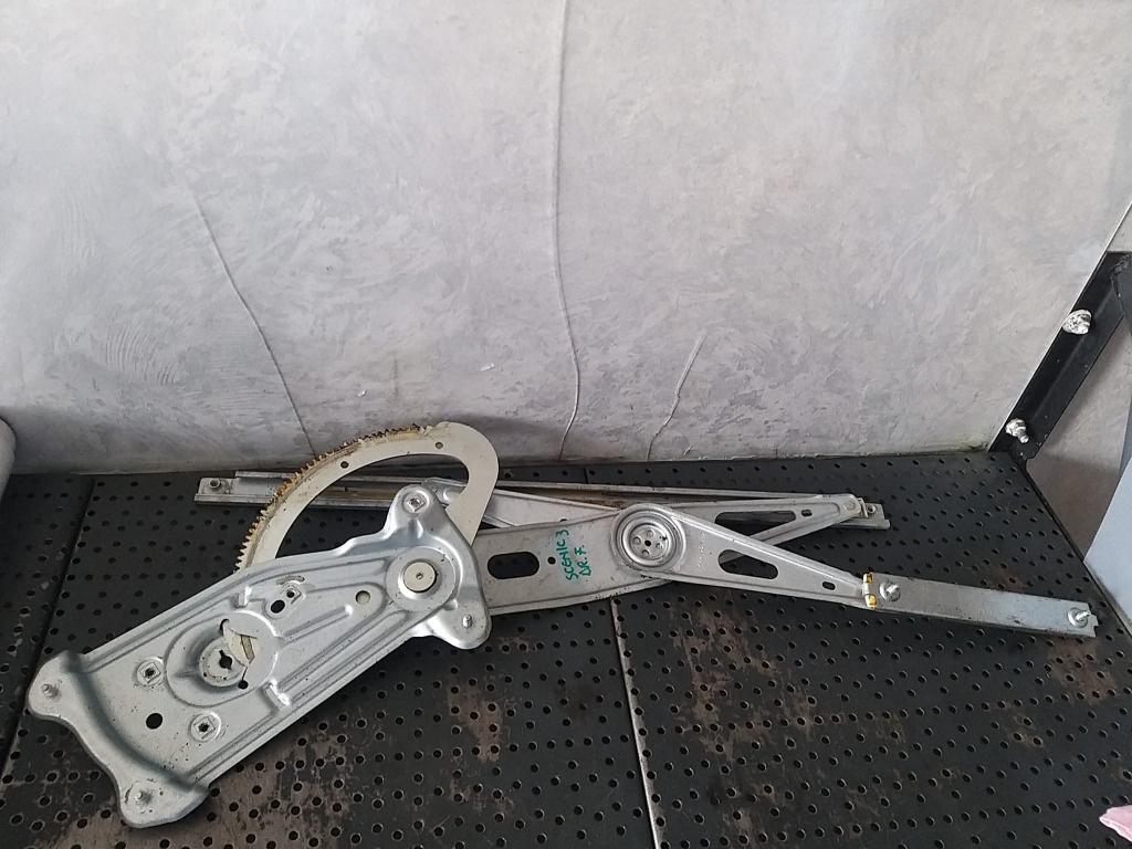 Macara geam electric dreapta fata renault scenic 3 966029102