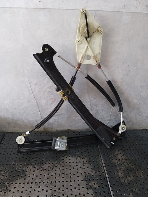 Macara geam electric dreapta fata vw polo 6r 6r4837462d