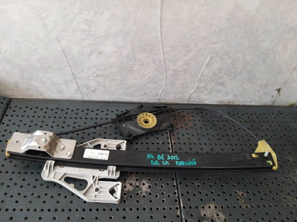 Macara geam electric dreapta spate audi a4 b8 8k 8k0839462a