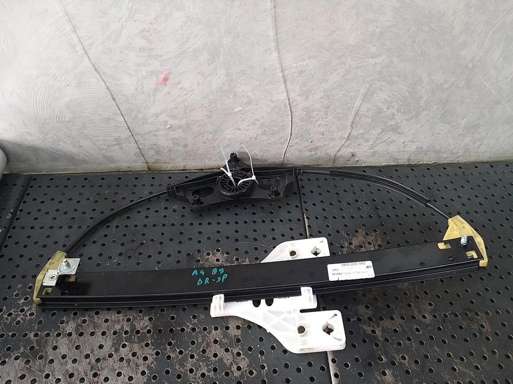 Macara geam electric dreapta spate audi a4 b9 8w 8w0839462