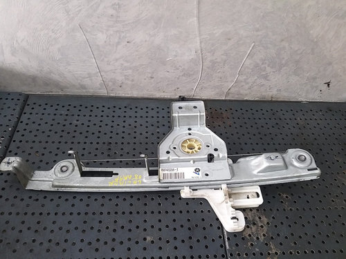 Macara geam electric dreapta spate dodge caliber 05074232aa
