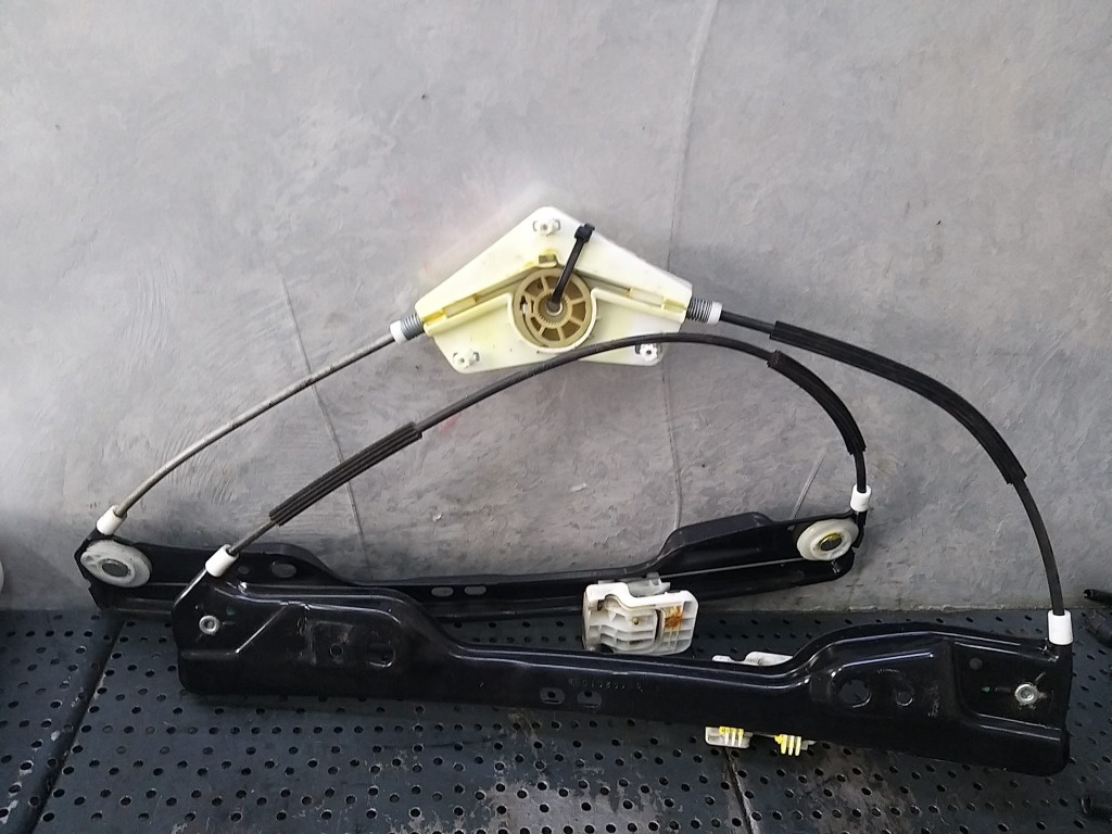 Macara geam electric dreapta spate dodge journey 961926105
