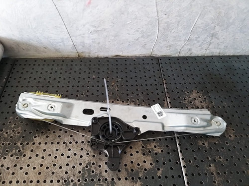 Macara geam electric dreapta spate ford focus 3 facelift bm51a27000be