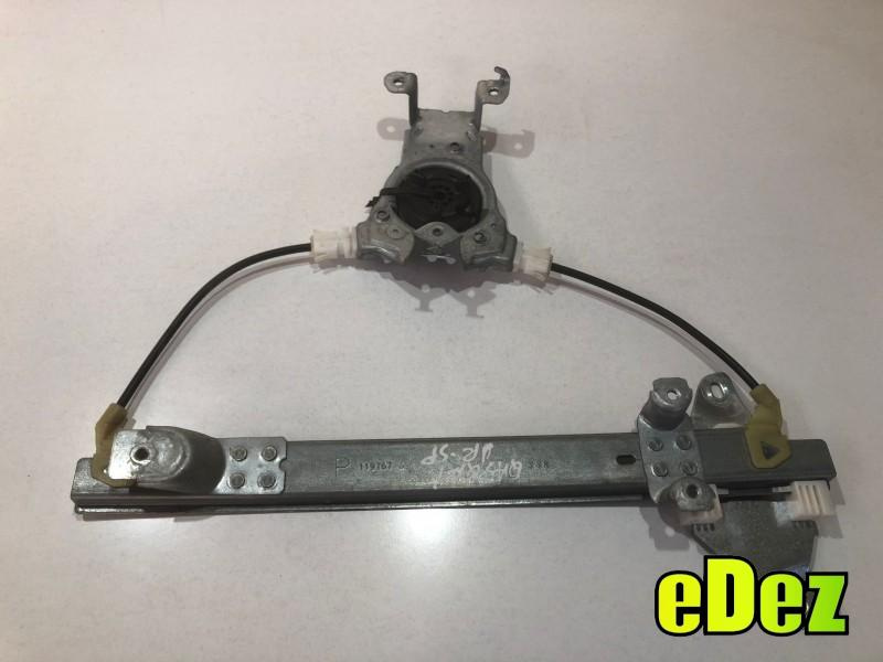 Macara geam electric dreapta spate Nissan Qashqai facelift (2010-2013) [NJ10]