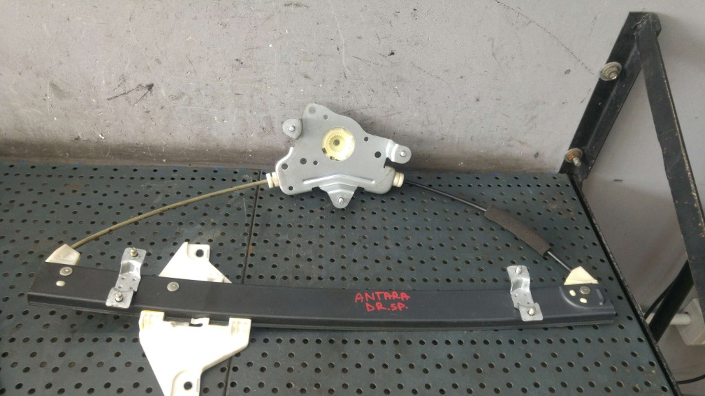 Macara geam electric dreapta spate opel antara a l07