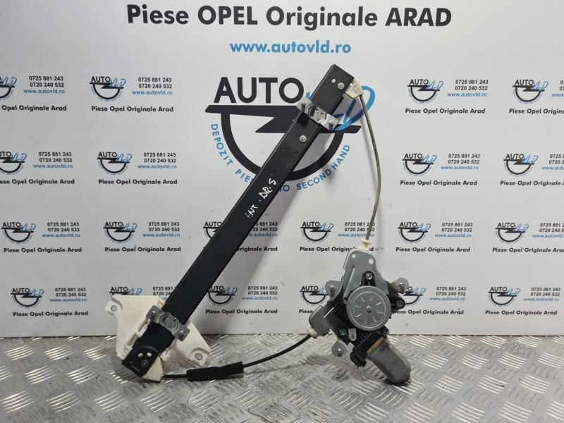 Macara geam electric dreapta spate Opel Antara facelift 2010-2016 96672885