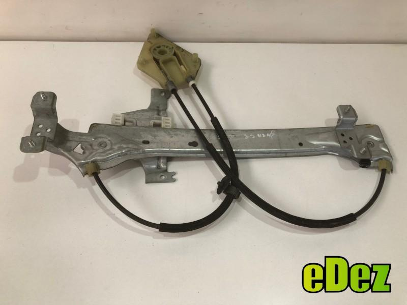 Macara geam electric dreapta spate Renault Fluence (2009-2012) 827200016r