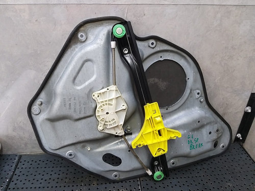 Macara geam electric dreapta spate vw golf 6 5k 1k9839756a