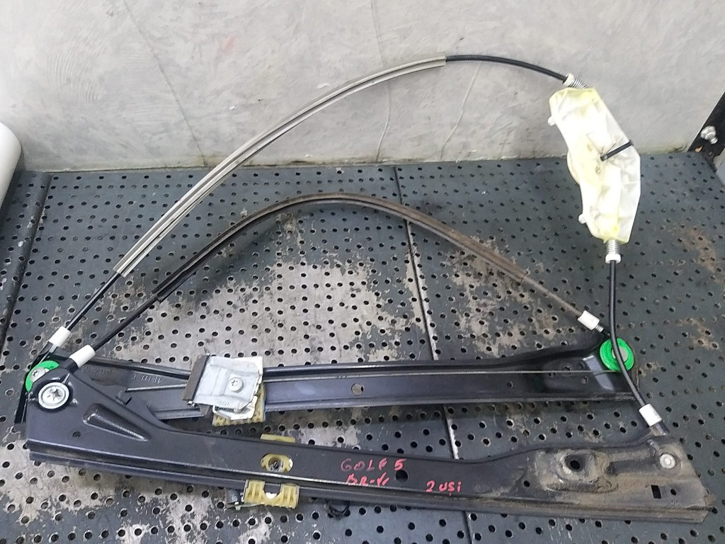Macara geam electric dreapta vw golf 5 1k