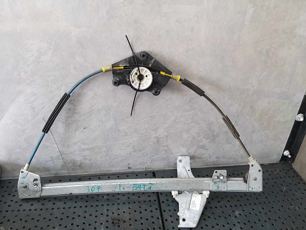 Macara geam electric stanga fata peugeot 307 sw 9634456980