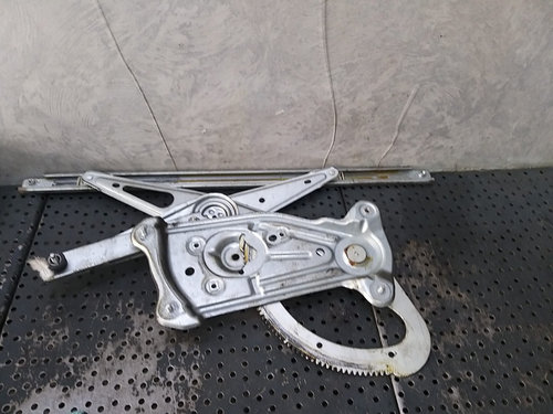 Macara geam electric stanga fata renault megane 3 966020105 807210002r
