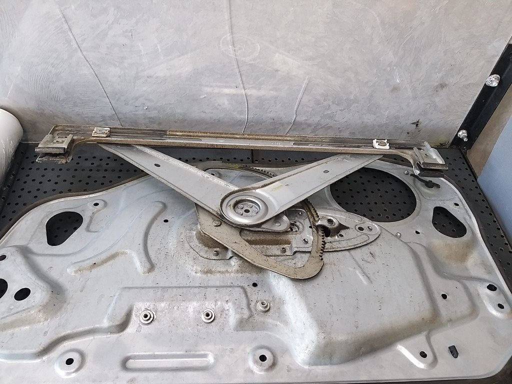Macara geam electric stanga fata volvo s40 v50 8679080 992669101