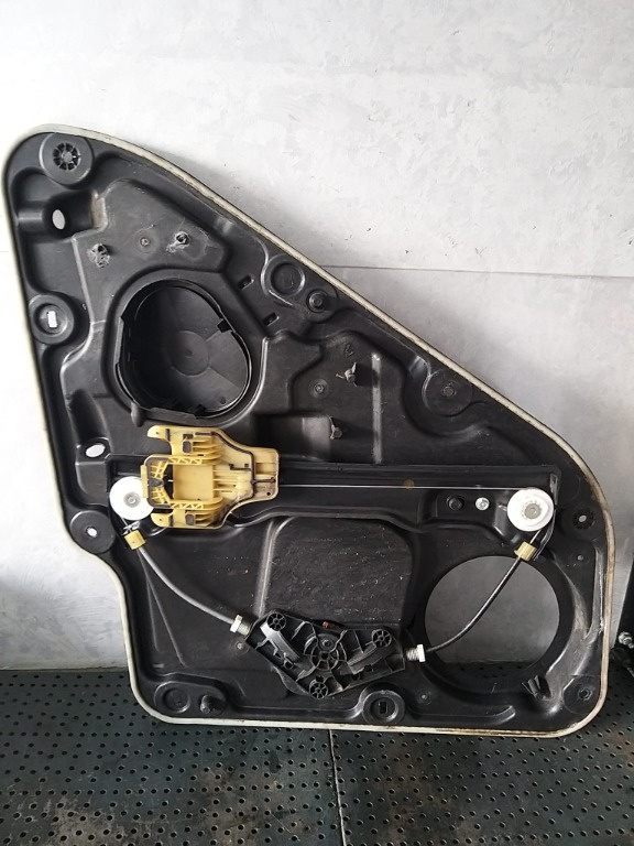 Macara geam electric stanga spate jeep grand cherokee 4 wk wk2 55113615ak