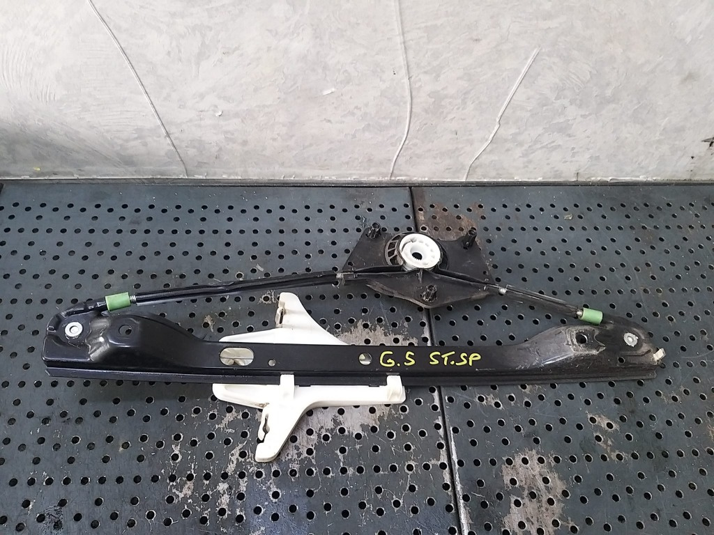 Macara geam electric stanga spate vw golf 5 1k