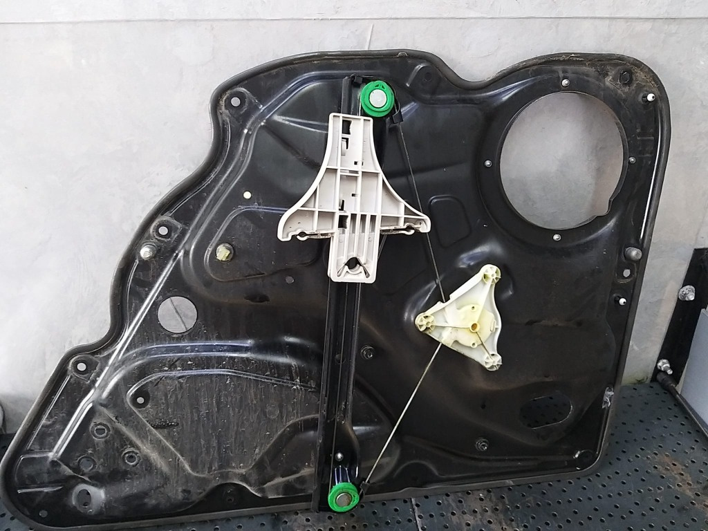 Macara geam electric stanga spate vw passat b6 3c 3c4839755 980861107