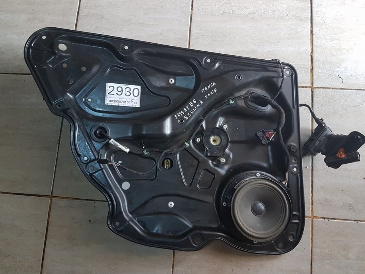Macara geam electric usa stanga spate vw passat b6 berlina 2005-2011