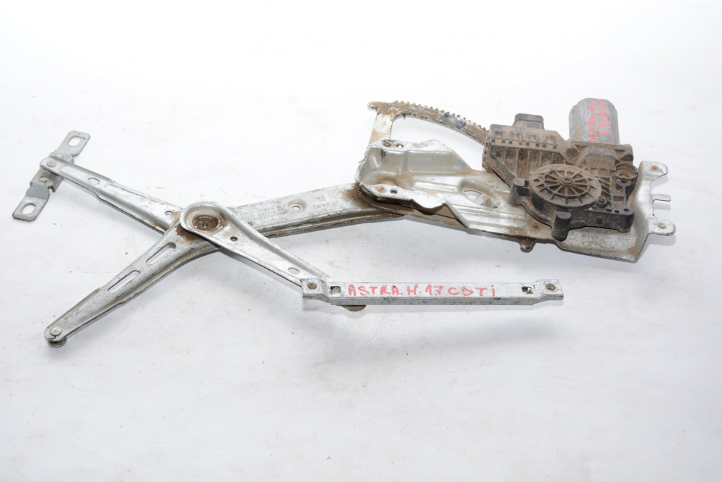 Macara Geam Electrica,dreapta,fata Opel ASTRA H 2004 - 2012 A330013100418