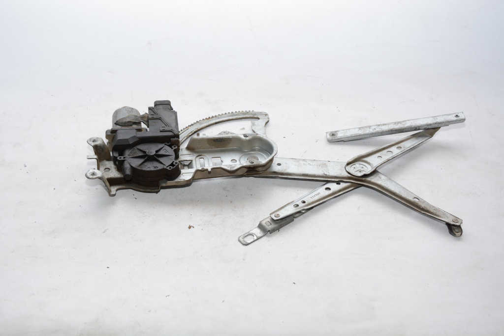 Macara Geam Electrica,stanga,fata Opel CORSA C 2000 - 2006 9113367