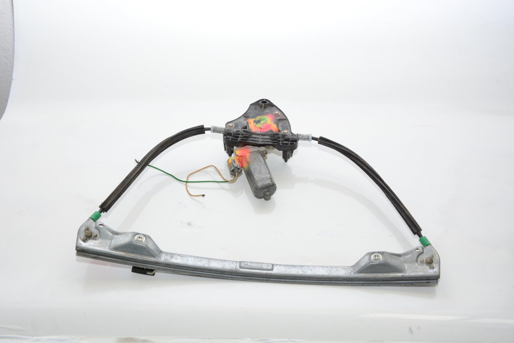 Macara Geam Electrica,stanga,fata Renault CLIO 2 / SYMBOL 1 1998 - 2008 82000780