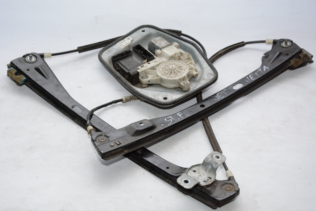 Macara Geam Electrica,stanga,fata VW JETTA 3 (1K) 2005 - 2010 1K5837461B