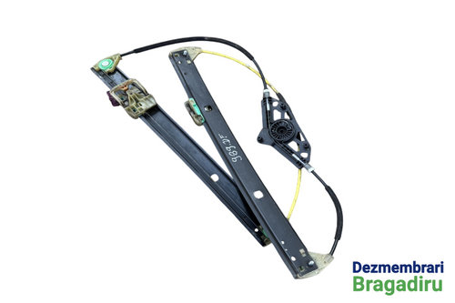 Macara geam fata dreapta electrica Cod: 5E0837462B Skoda Octavia 3 [2013 - 2017] Combi wagon 5-usi 1...