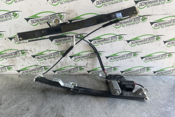 Macara geam fata dreapta electrica cu motoras 0130821771 / 0 130 821 771 Ford Mondeo MK3 [2000 - 2003] Liftback 1.8 MT (110 hp)