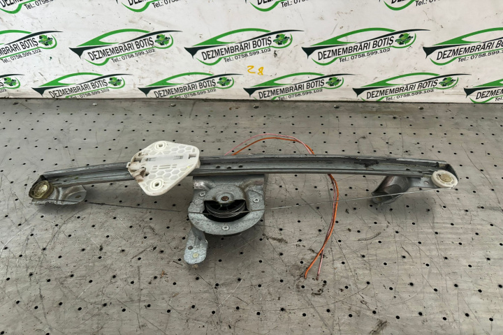 Macara geam fata dreapta electrica Dacia Logan [2004 - 2008] Sedan