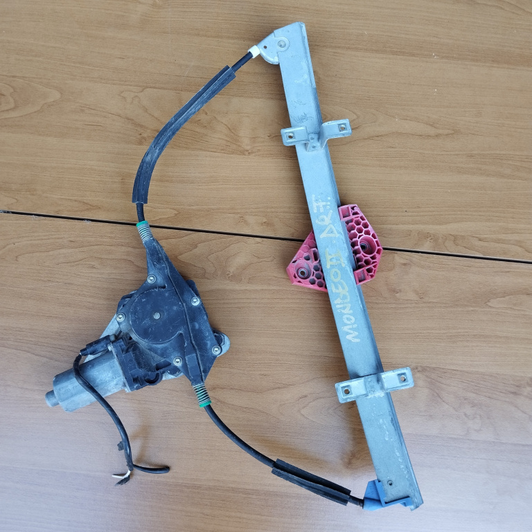 Macara Geam Fata,dreapta,Electrica Ford MONDEO Mk 2 1996 - 2000