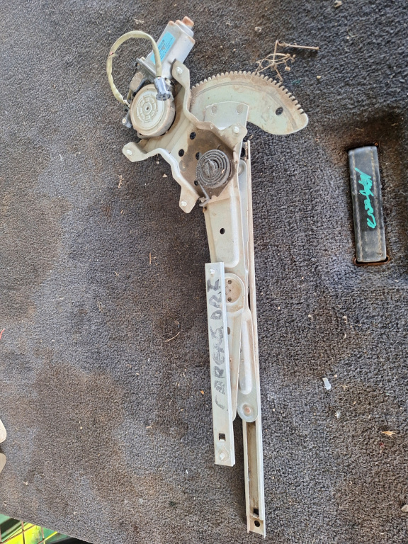 Macara Geam Fata,dreapta,Electrica Kia CARENS 2 (FJ) 2002 - 2006