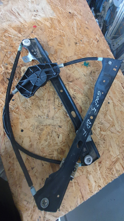 Macara Geam Fata,dreapta,Electrica VW GOLF 5 2003 - 2009
