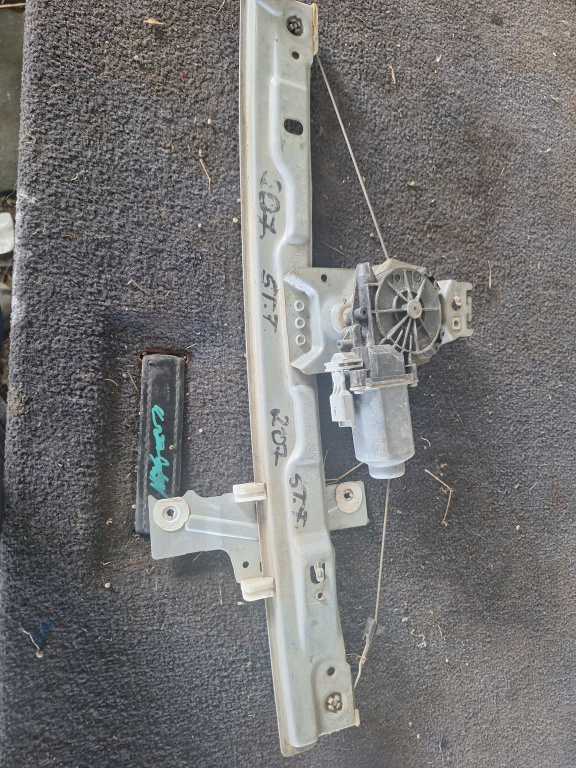 Macara Geam Fata,stanga,Electrica Peugeot 207 2006 - 2014