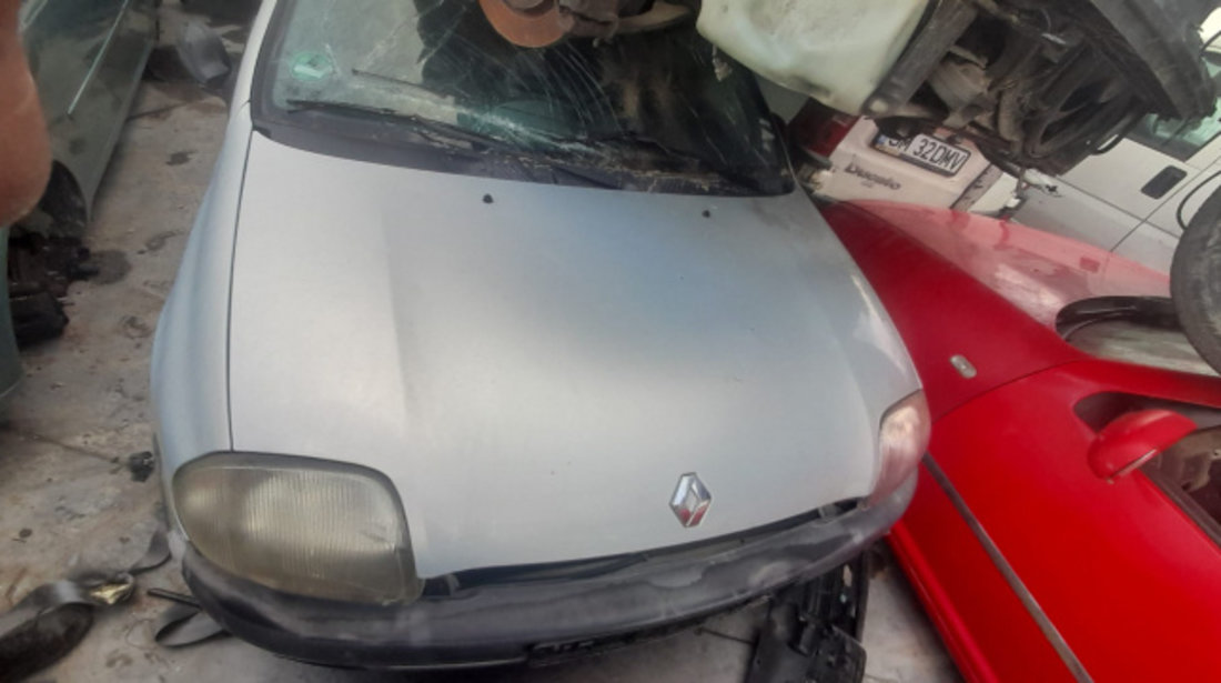 Macara geam fata stanga electrica Renault Clio 2 [1998 - 2005] Hatchback 5-usi 1.2 MT (75 hp)