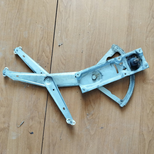 Macara Geam Fata,stanga,Manuala Opel CORSA B 1993 - 2000