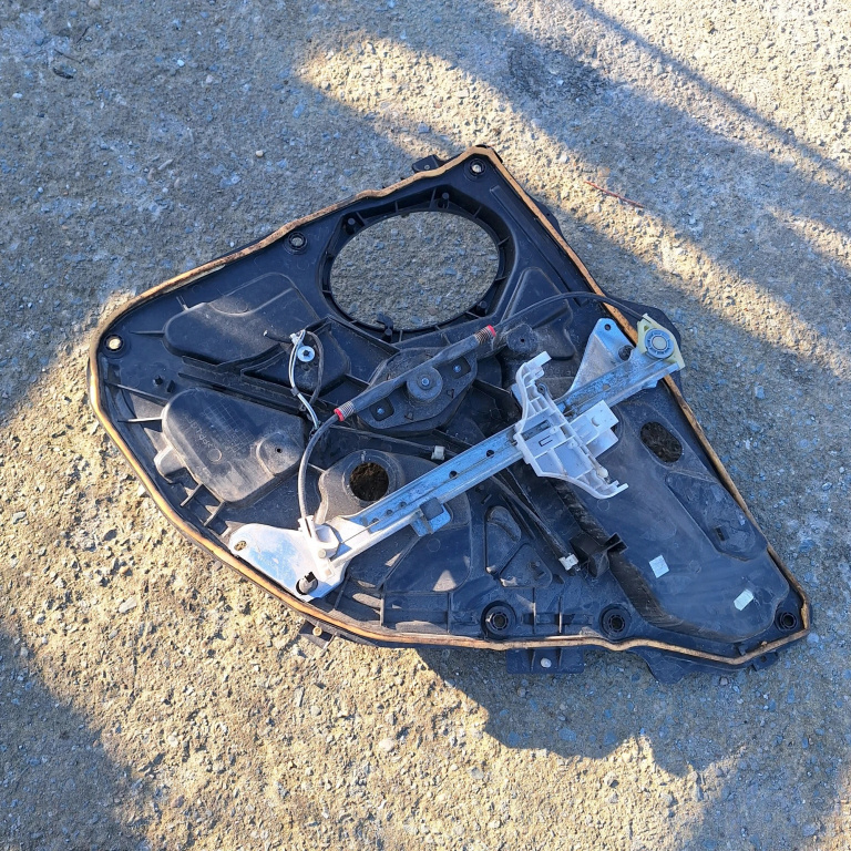 Macara Geam Ford Fiesta Mk 5 2002-2008 Spate Stanga Manuala 2S01A045H23A, 2S01-A045H23-A