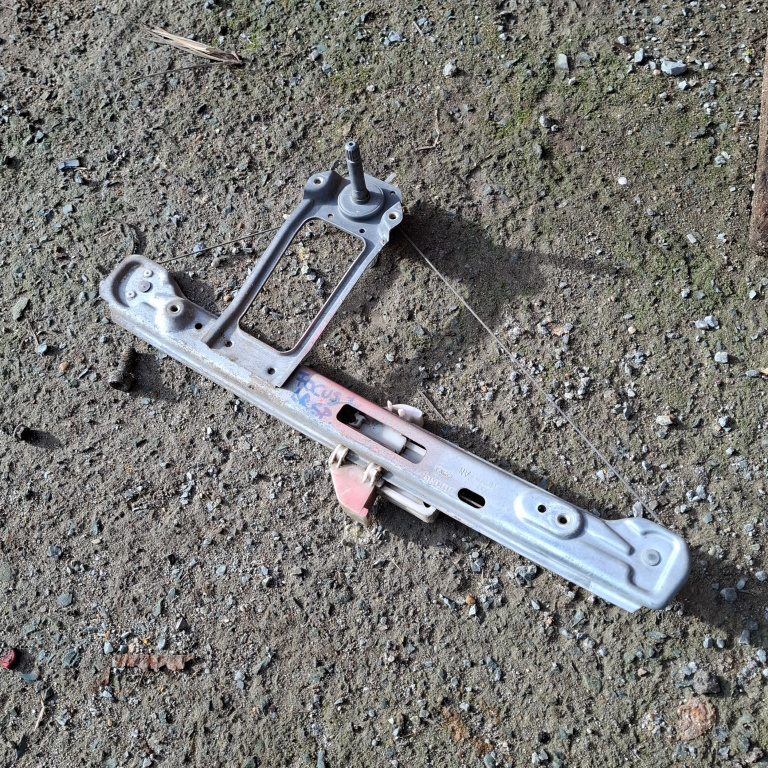 Macara Geam Ford Focus Mk 1 1998-2004 Spate Dreapta Manuala Xs41A27000, Xs41-A27000