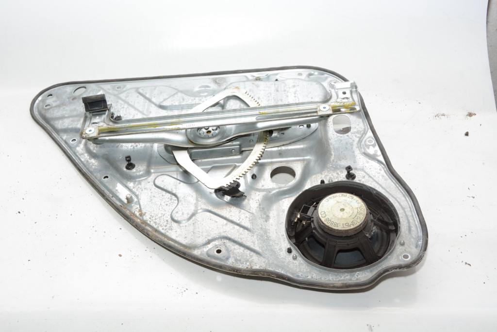 Macara Geam Ford Focus Mk 2 2005-2010 4 Portiere Spate Dreapta Manuala 4M51A045H22